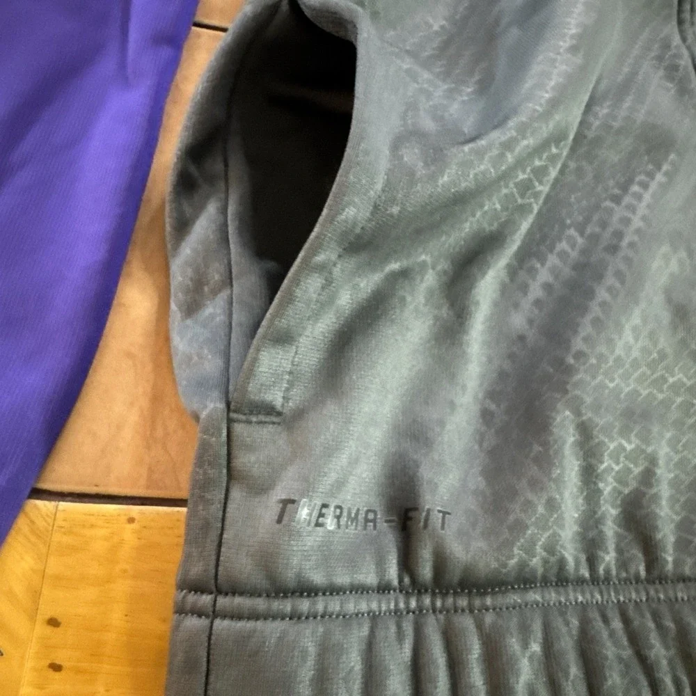 Nike Kobe Zip Up Jacket‎ Therma-Fit Men's Sz Small Gray Purple Mamba NBA Lakers